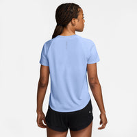 Nike Swift Aero-FIT Camiseta de running de manga corta - Mujer
