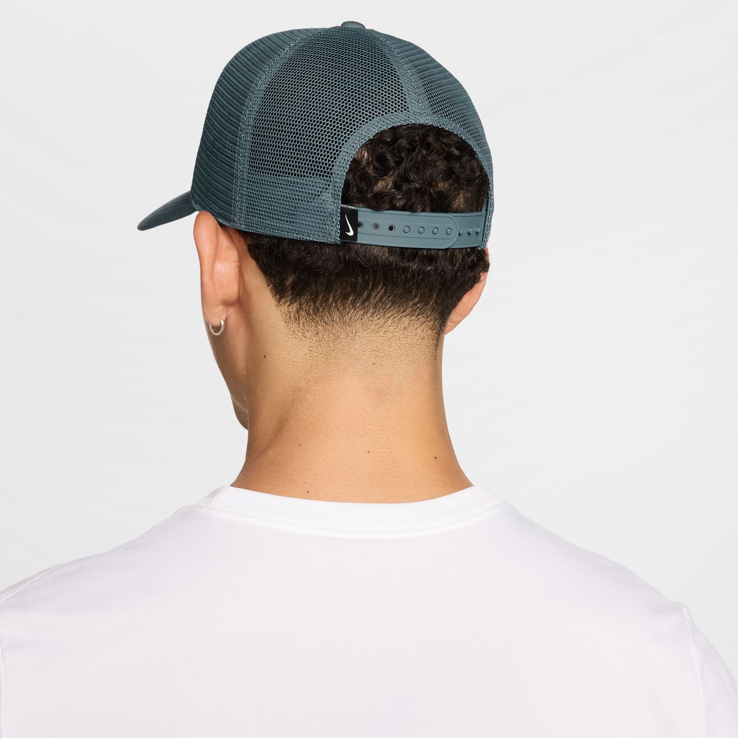 Nike Rise Structured Trucker Cap
