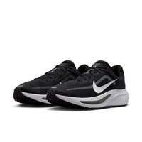 NIKE QUEST 7