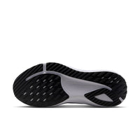 NIKE QUEST 7